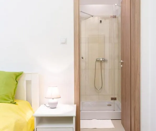 3 En Bedroom Flat In The Main Centre For 6ppl, 3bdr,3bthr,ac * Budapest