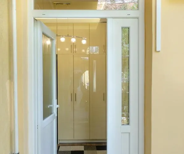 דירה 3 En Bedroom Flat In The Main Centre For 6ppl, 3bdr,3bthr,ac בודפשט