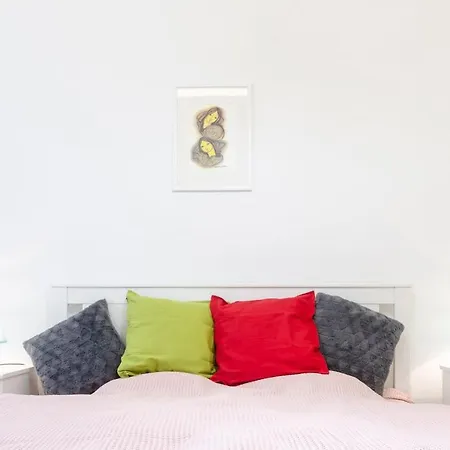 3 En Bedroom Flat In The Main Centre For 6ppl, 3bdr,3bthr,ac Apartamento