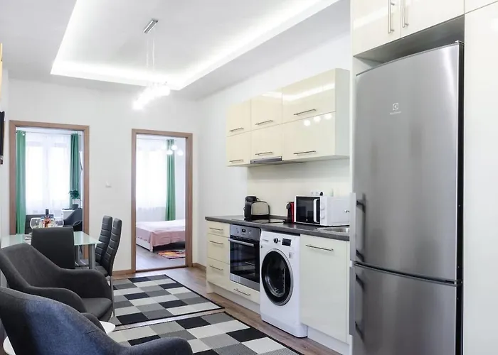 3 En Bedroom Flat In The Main Centre For 6ppl, 3bdr,3bthr,ac
