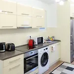 3 En Bedroom Flat In The Main Centre For 6ppl, 3bdr,3bthr,ac Apartament Budapeszt